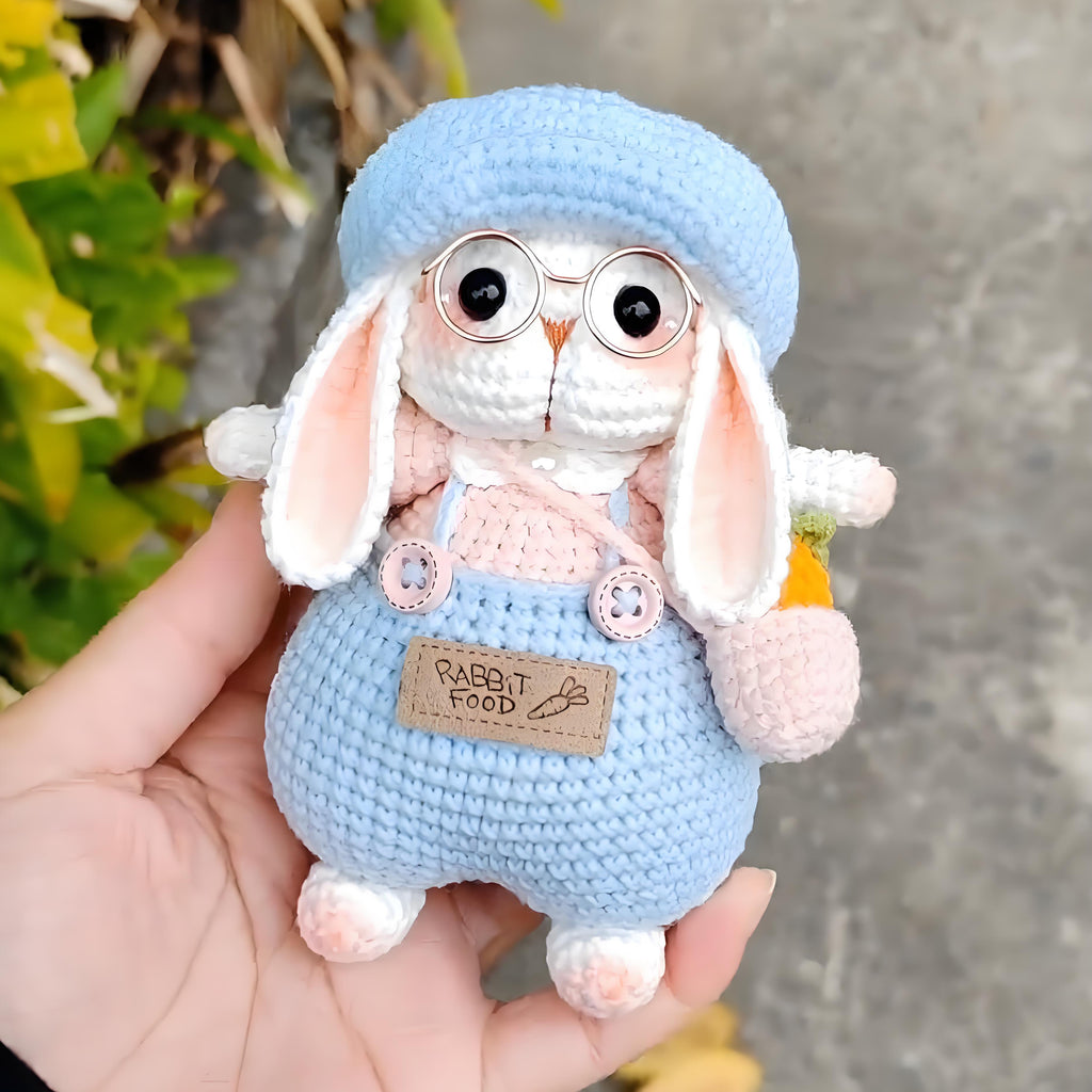 Cartoon Sugar Bunny Crochet Kit | Long-Ear Amigurumi Doll & Keychain